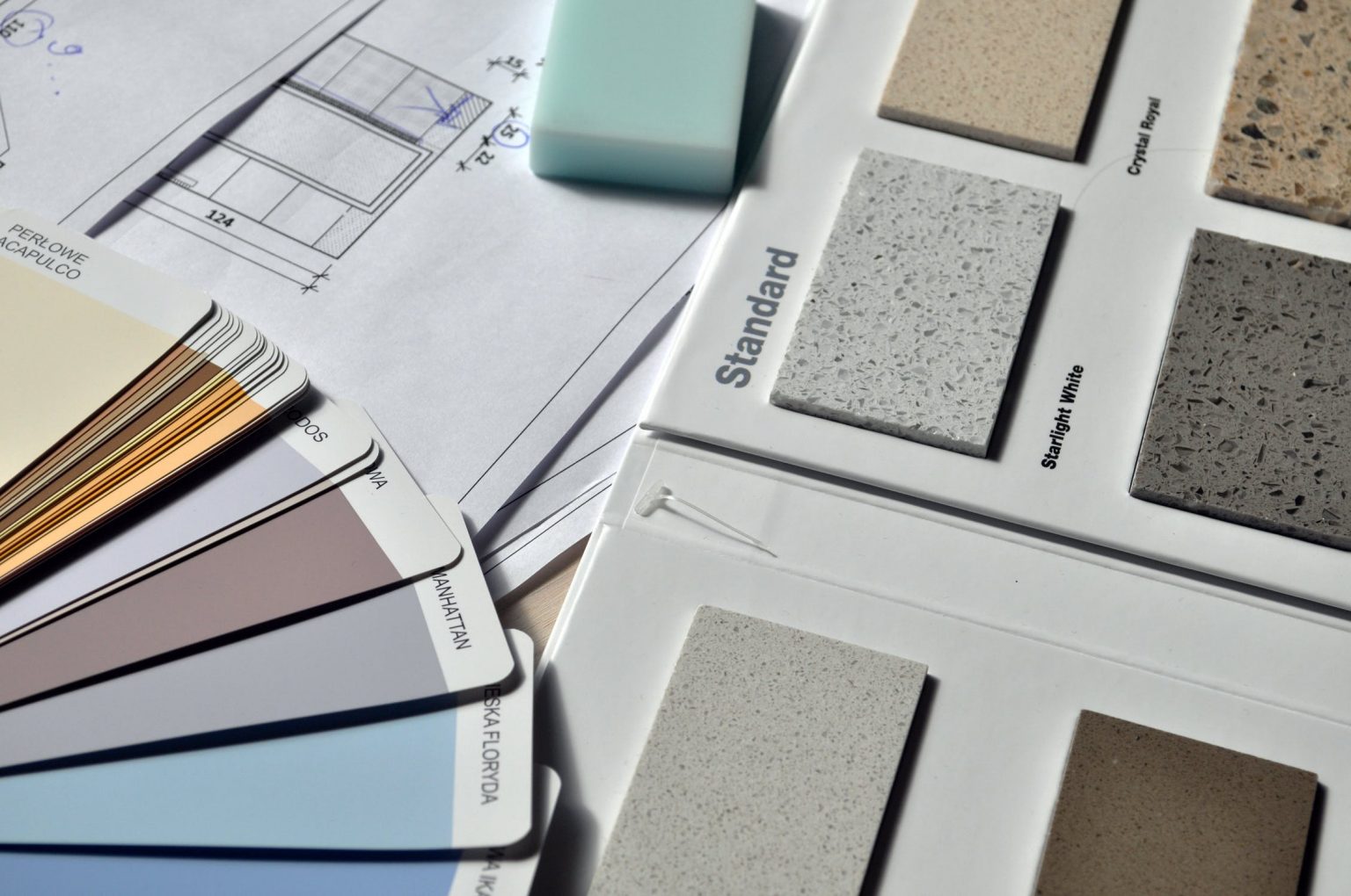 Mooi ingericht interieur met moderne wooninspiratie en designelementen voor huisverbeteringen